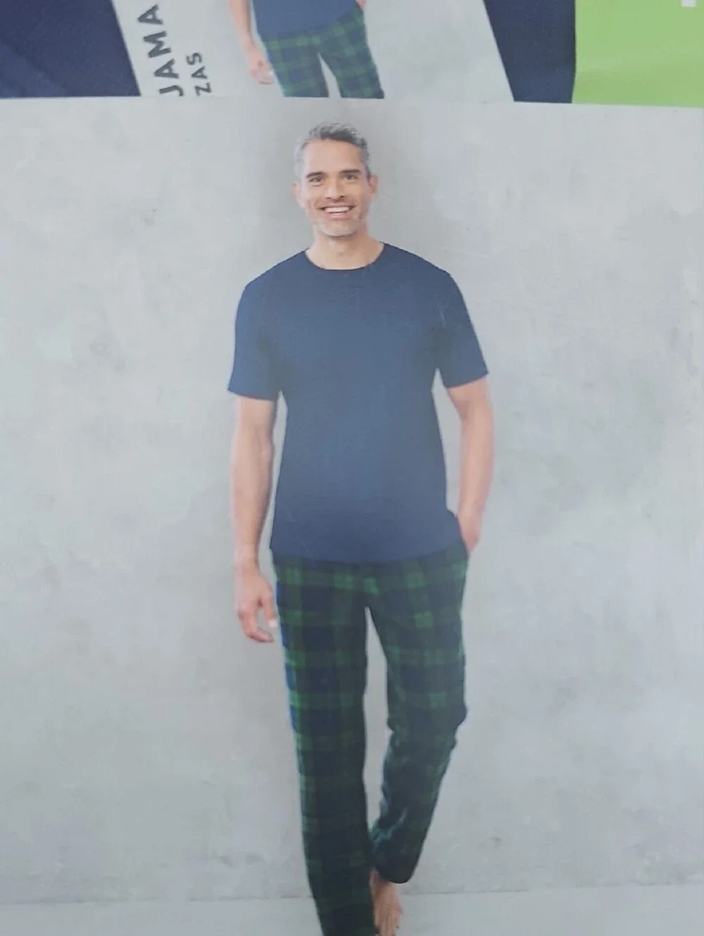 Avenue Men’s Navy Blue Plaid Green Two-Piece Pajama Set Medium New
